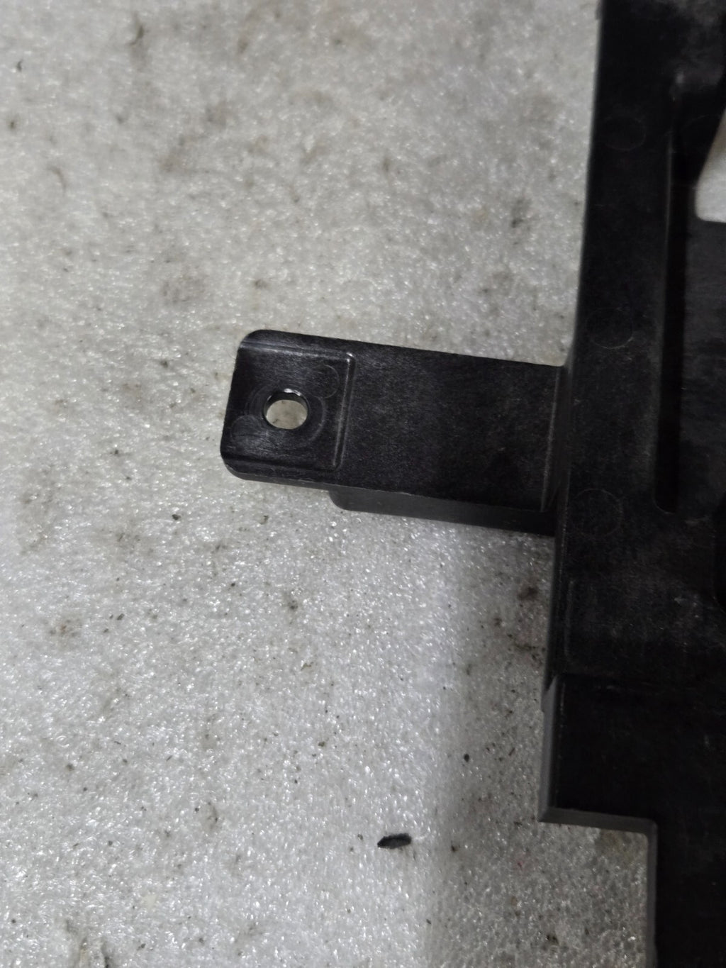 2021-23 Bentley Bentayga 2nd Gen Front Right Radar Sensor Bracket 36A807126B OEM