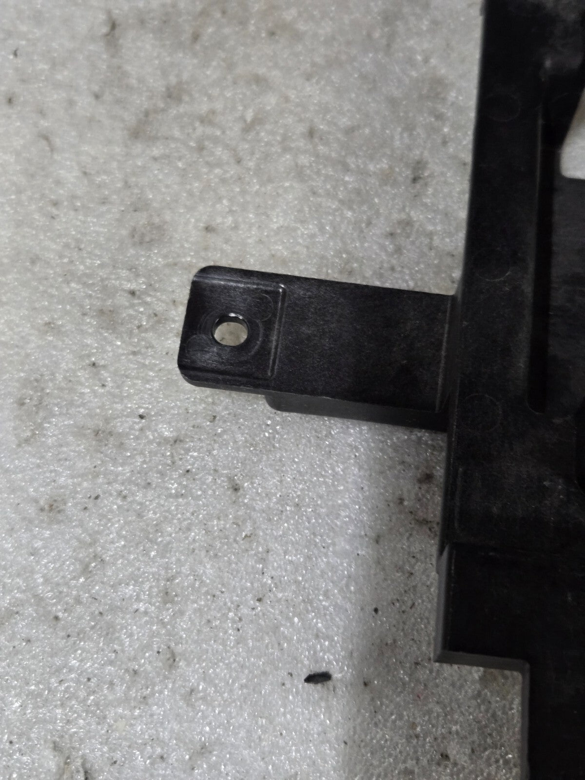 2021-23 Bentley Bentayga 2nd Gen Front Right Radar Sensor Bracket 36A807126B OEM