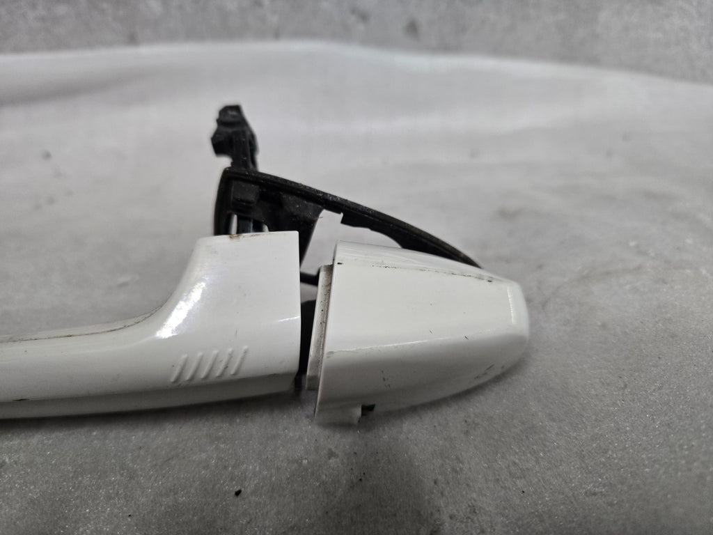 2014-2018 BMW X5 50IX F15 - LEFT LH DRIVER SIDE Exterior DOOR Handle 7328507 OEM