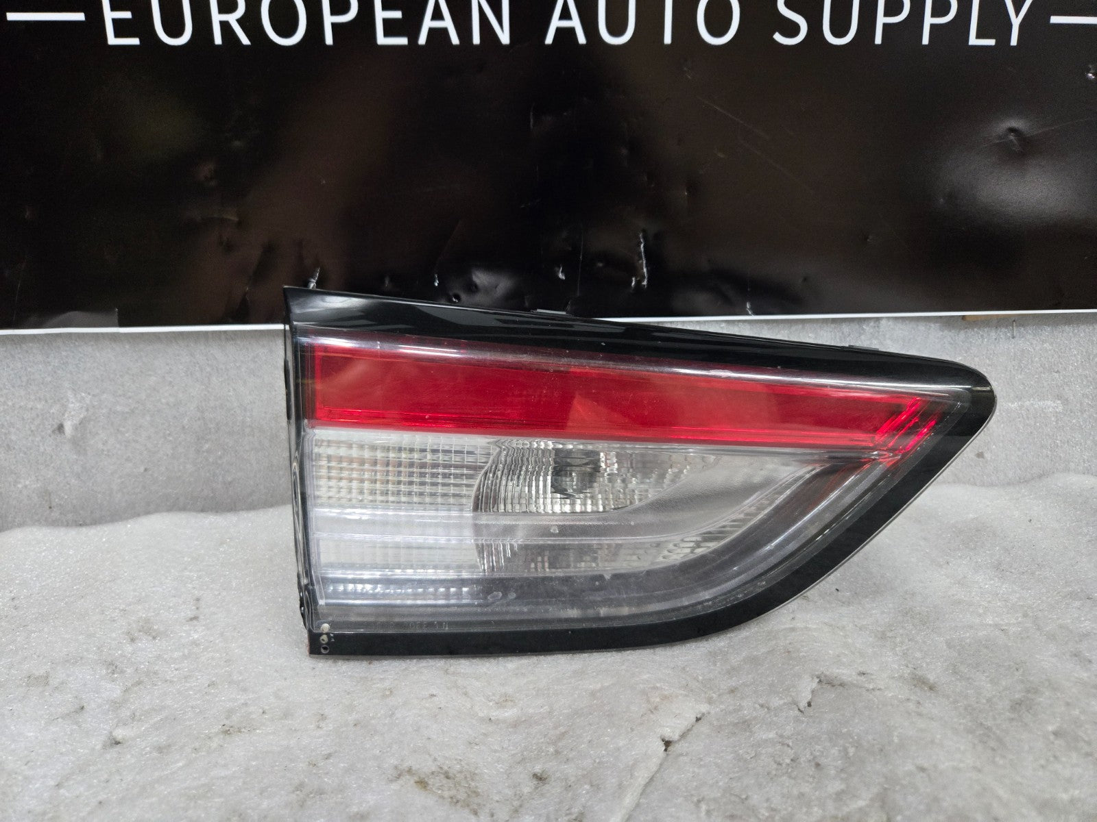 2019-2021 FORD ESCAPE REAR Driver LEFT TAIL LIGHT LAMP OEM LJ6B-13A603-AL