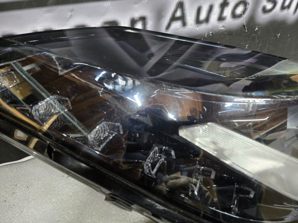 2014 - 2019 Chevrolet Corvette C7 LED HID Xenon Passenger Headlight OEM 23425435