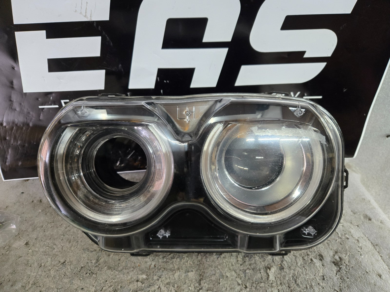 2015 - 2023 DODGE CHALLENGER FRONT LEFT LH HEADLIGHT HALOGEN LAMP OEM 68174065AF