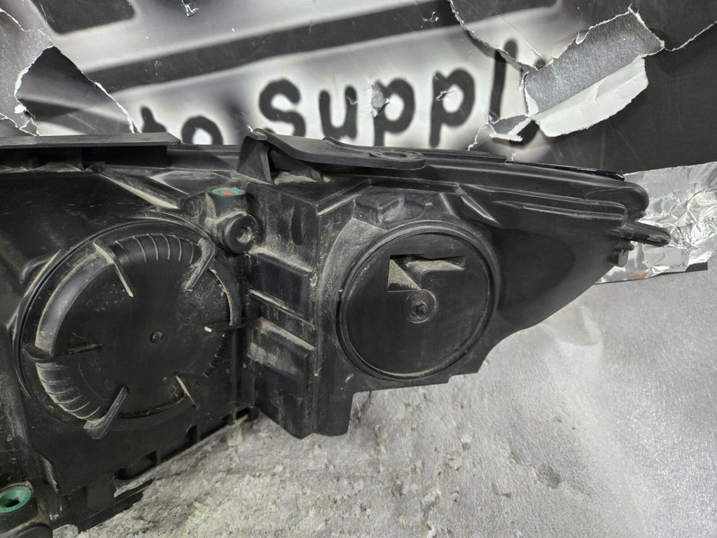 2015-2019 LAND ROVER DISCOVERY SPORT RIGHT RH XENON HID HEADLIGHT ASSEMBLY OEM