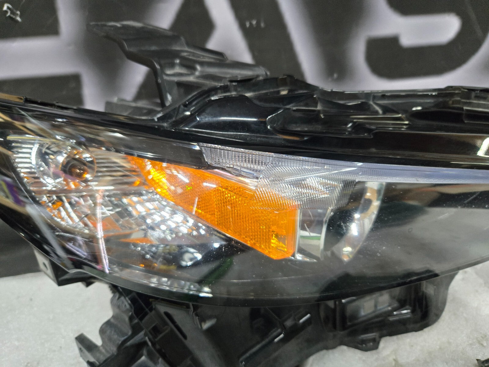 2019 2020 2021 Mazda 3 LED Headlight Right RH Passenger OEM Non AFS