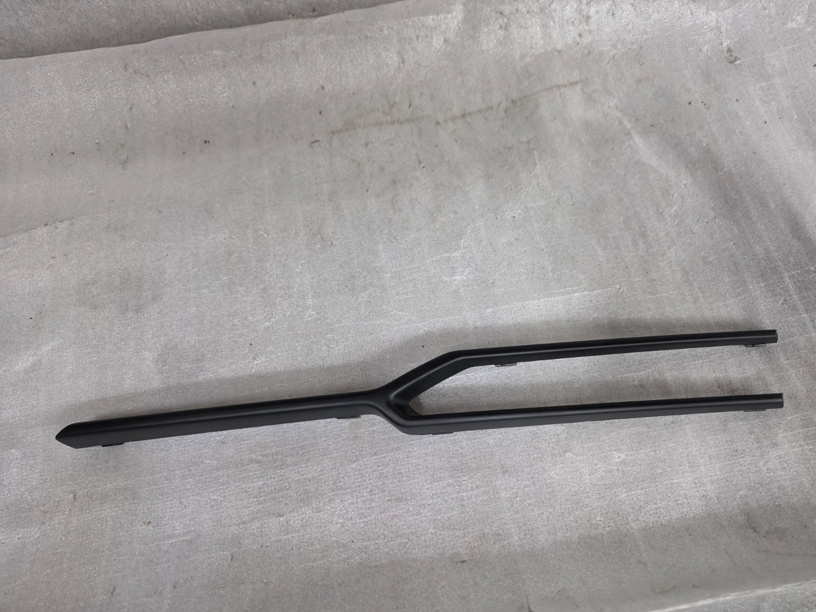 2021 Lamborghini Urus Front Bumper Cover Section 4ML807533AGRU OEM