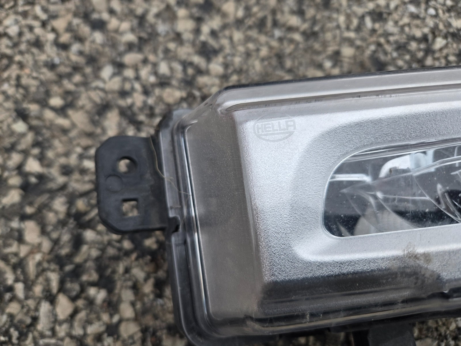 2019-2023 BMW G05 G06 G07 X5 X6 X7 Front Right RH LED Fog Light 63177406366 OEM