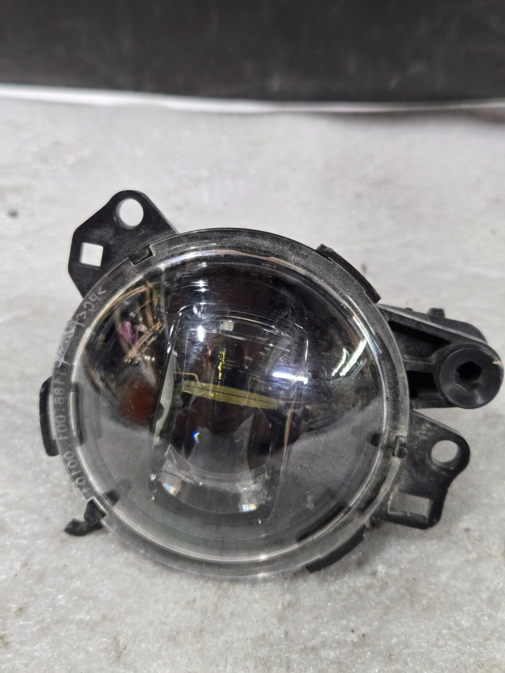 2020 2023 LAND ROVER DEFENDER FRONT LEFT OR RIGHT BUMPER FOG LIGHT DAYTIME LAMP