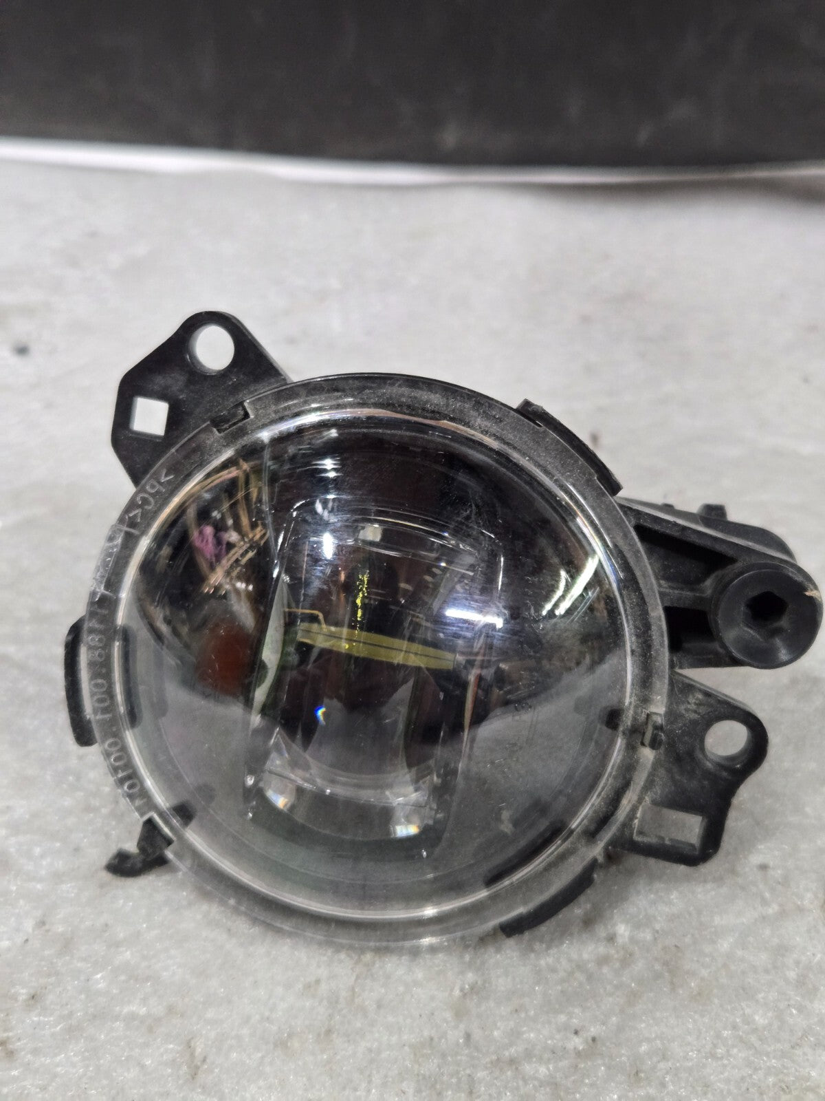 2020 2023 LAND ROVER DEFENDER FRONT LEFT OR RIGHT BUMPER FOG LIGHT DAYTIME LAMP