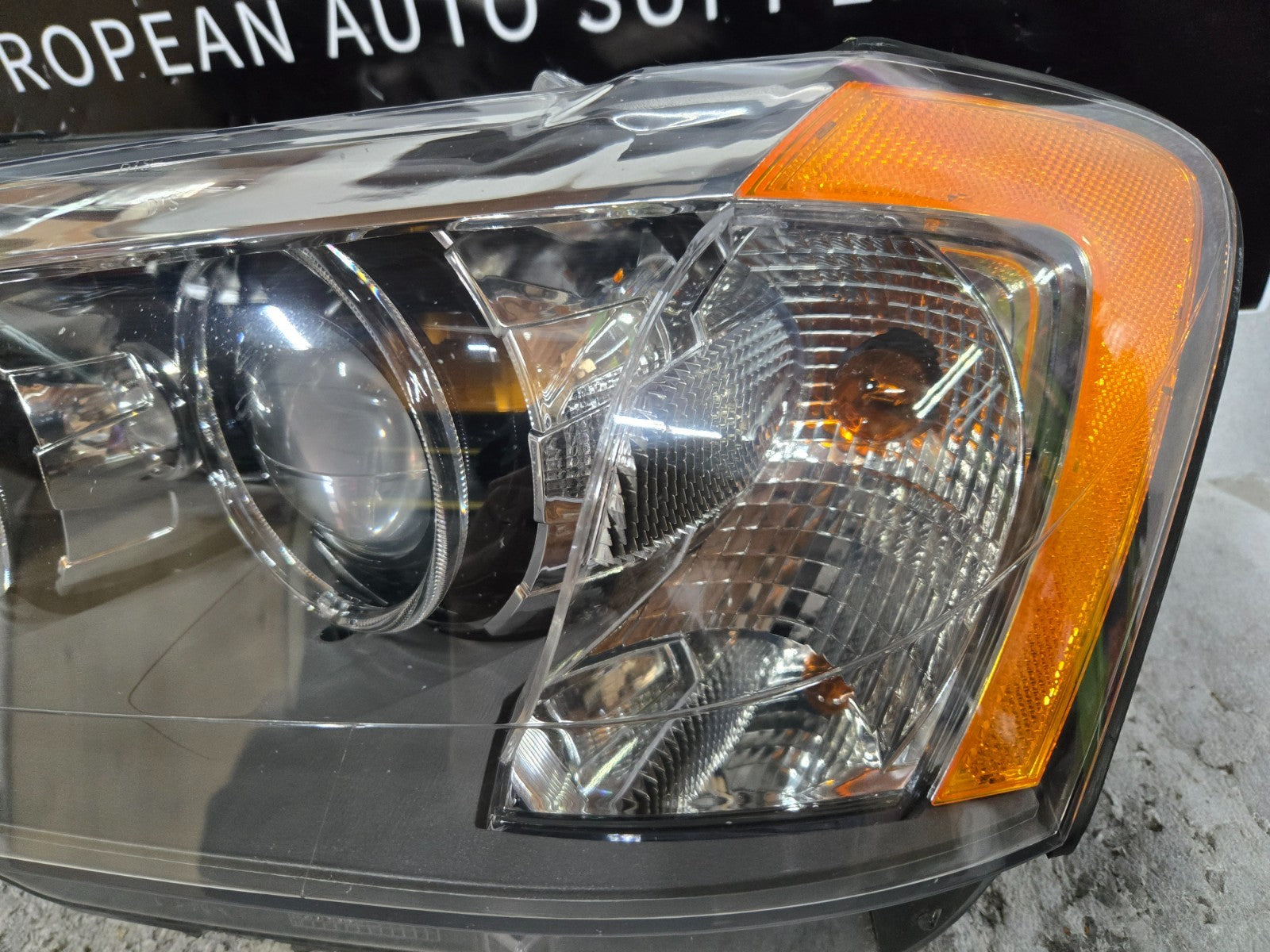 2011-2014 BMW F25 X3 LEFT DRIVER XENON ADAPTIVE HEADLIGHT OEM 7219621 COMPLETE