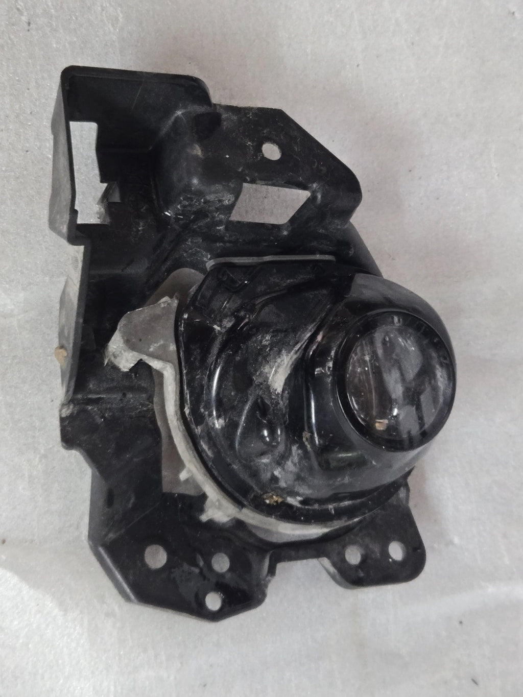 2017 2018 Mazda 3 Left LH Driver Fog Light W/ Bracket OEM BANE-51694