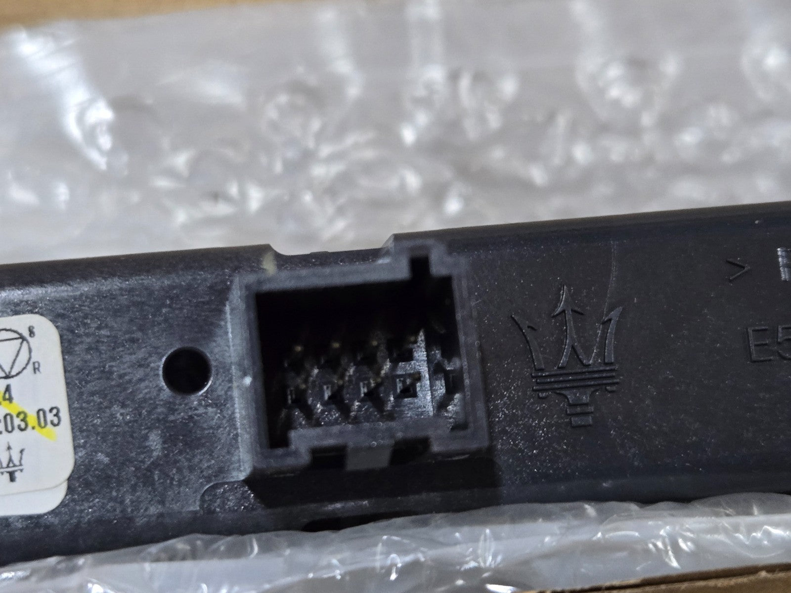 2023 Maserati Grecale Center Console Gear Shifter Button Switch Panel P OEM