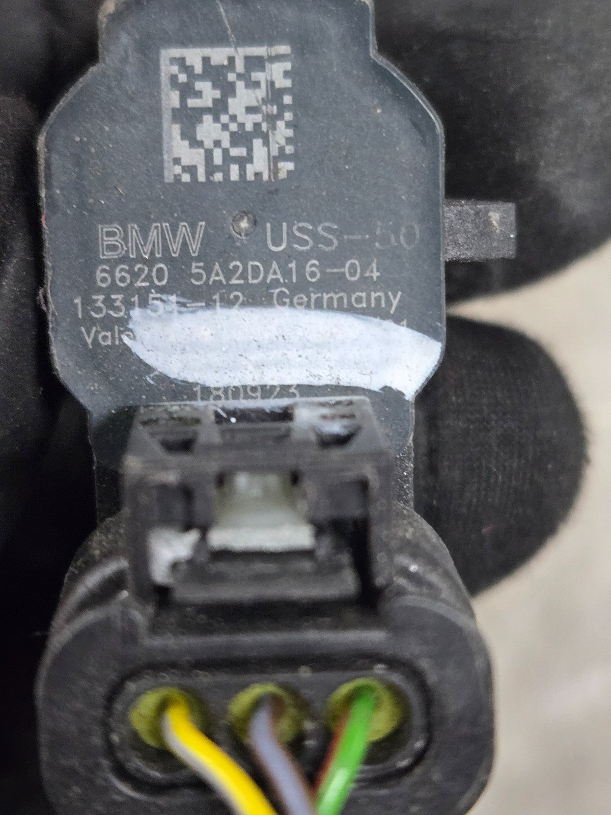 2024 2025 BMW Bumper Ultrasonic Parking Sensor PDC w/ Connector 66205A2DA16 OEM