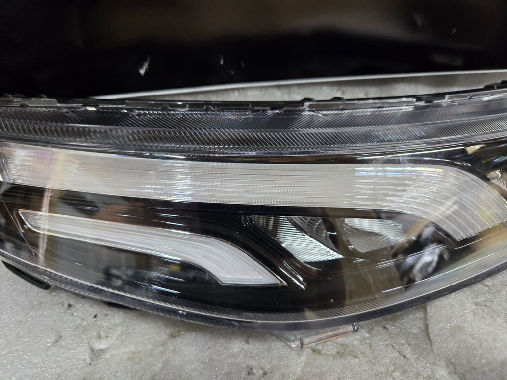 2020-2022 HYUNDAI PALISADE RIGHT RH PASSENGER SIDE LED DAYTIME RUNNING LIGHT OEM