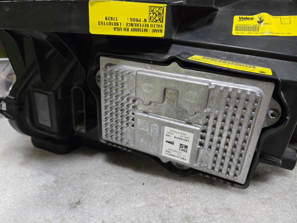 2018-2021 MASERATI QUATTROPORTE M156 RIGHT HEADLIGHT LED OEM 670100620 COMPLETE