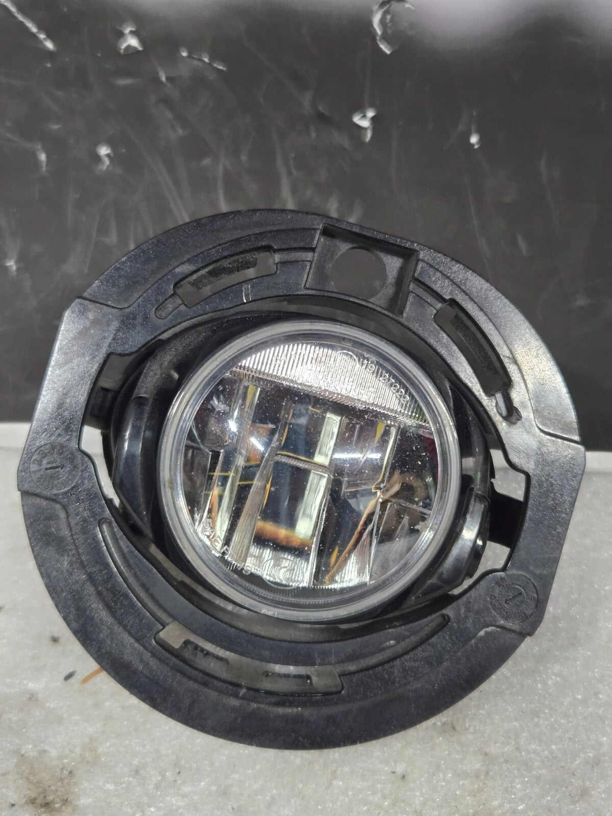 Charger Pacifica Cherokee 300 Right RH Or Left LH Led Fog Light Lamp OEM