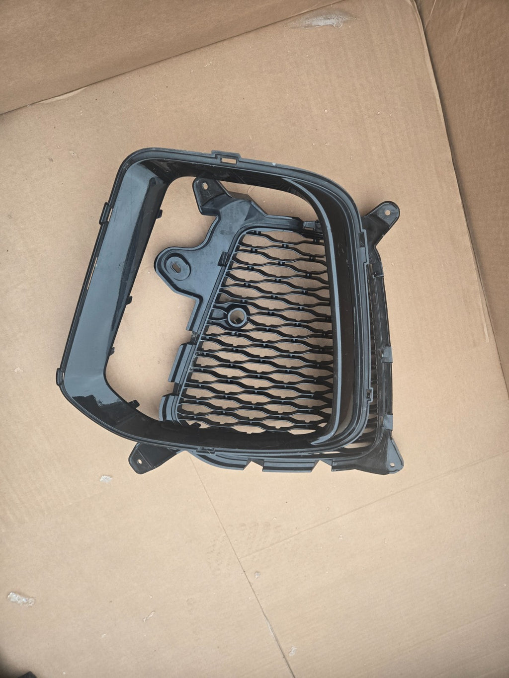 18-20 Range Rover Sport SVR Front L Lower Bumper Grille OEM JK6M-17K947-A TRIM