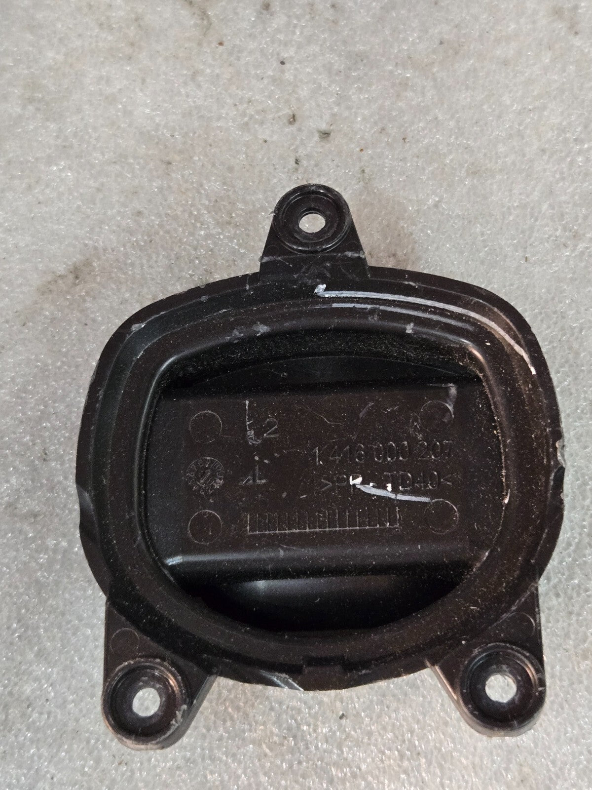 2019-2020 BMW G14 G15 G07 840i M850iX Headlight Fan Cover OEM 1416000207