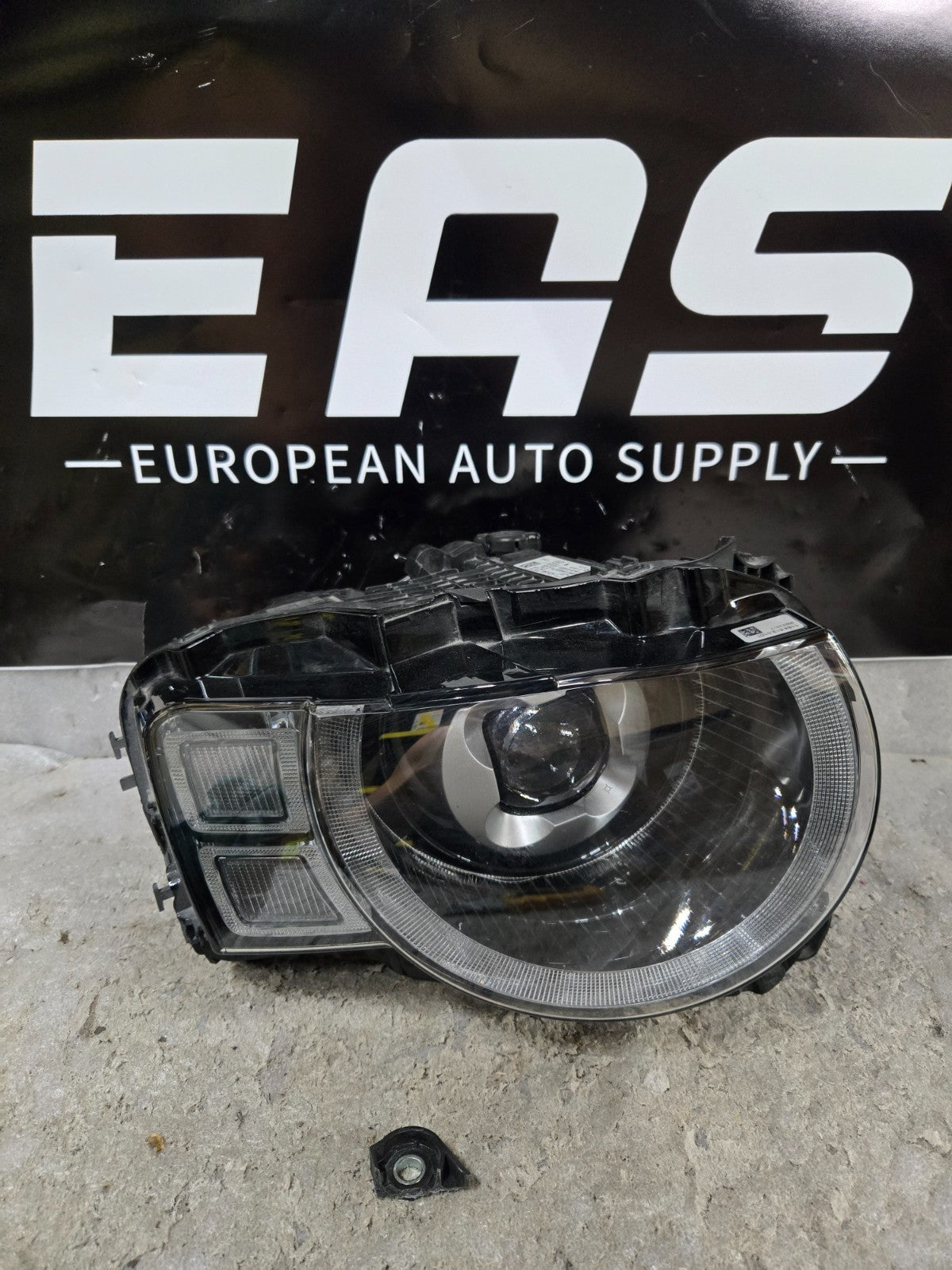 2020 2021 2022 2023 LAND ROVER DEFENDER RIGHT RH LED HEADLIGHT OEM L8B213W029FH