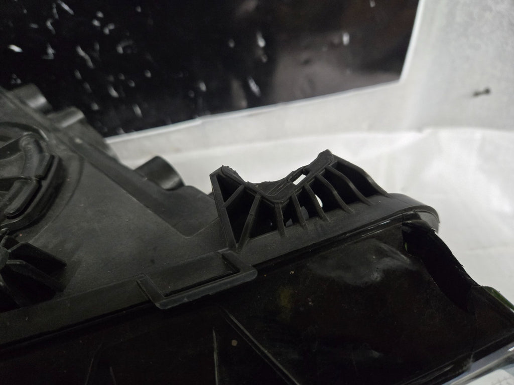 2021-2024 Rolls Royce Ghost LED Headlight RH Right Passenger Side OEM 7486854