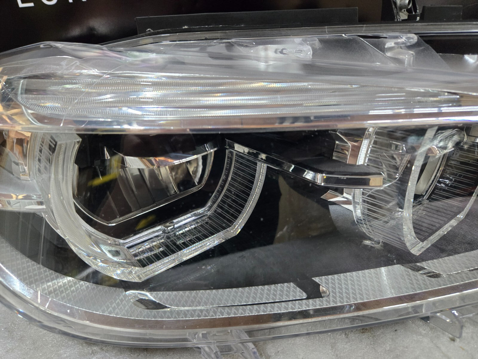 2016-2018 BMW 3-Series F30 Right RH Side Non-Adaptive LED Headlight OEM COMPLETE