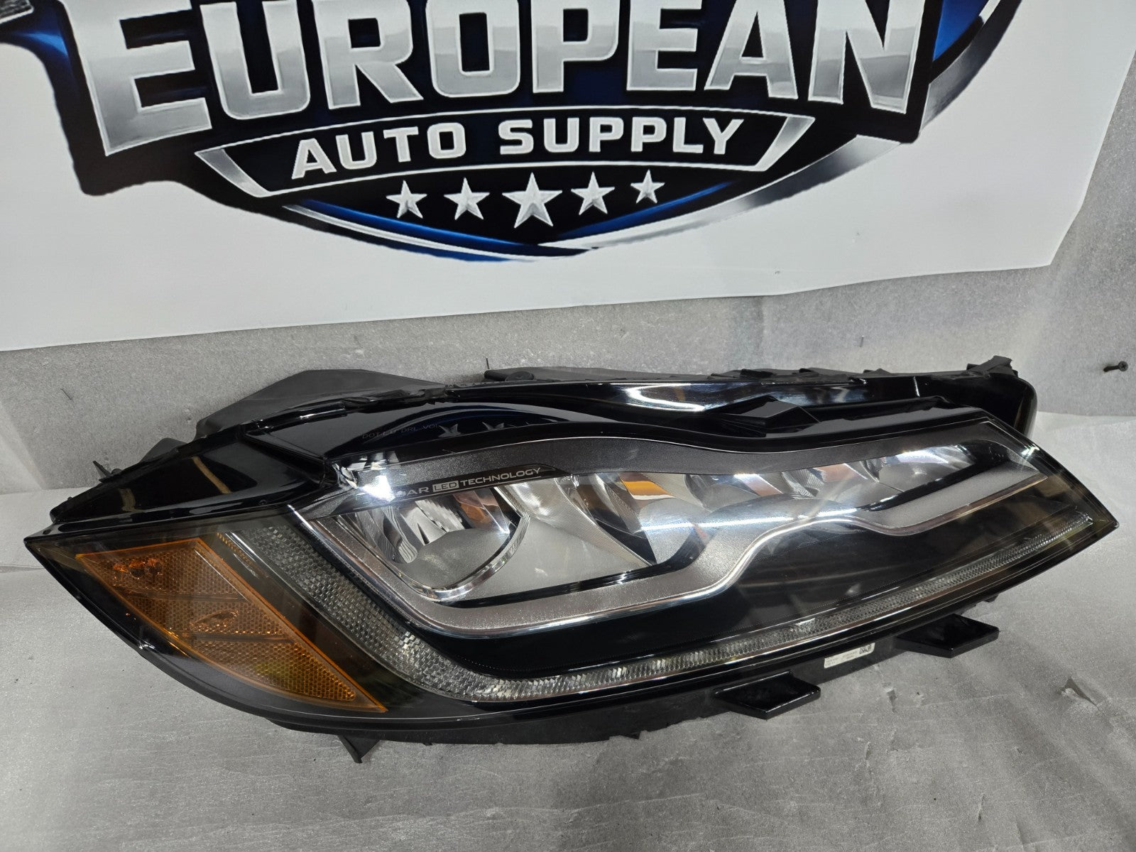 2016-2020 Jaguar XF F-Pace RH Passenger Full LED Headlight OEM GX63-13W029-RE