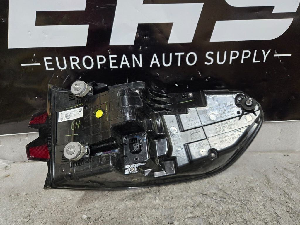 2024 - 2025 BMW X5 G05 REAR LEFT DRIVER SIDE OUTER TAILLIGHT TAIL LIGHT LAMP OEM