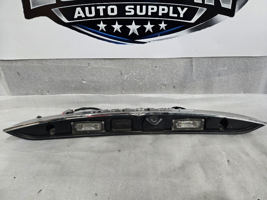 2014-2017 Maserati Ghibli Trunk Deck Lid Cover w/Camera 670010759 OEM 178269