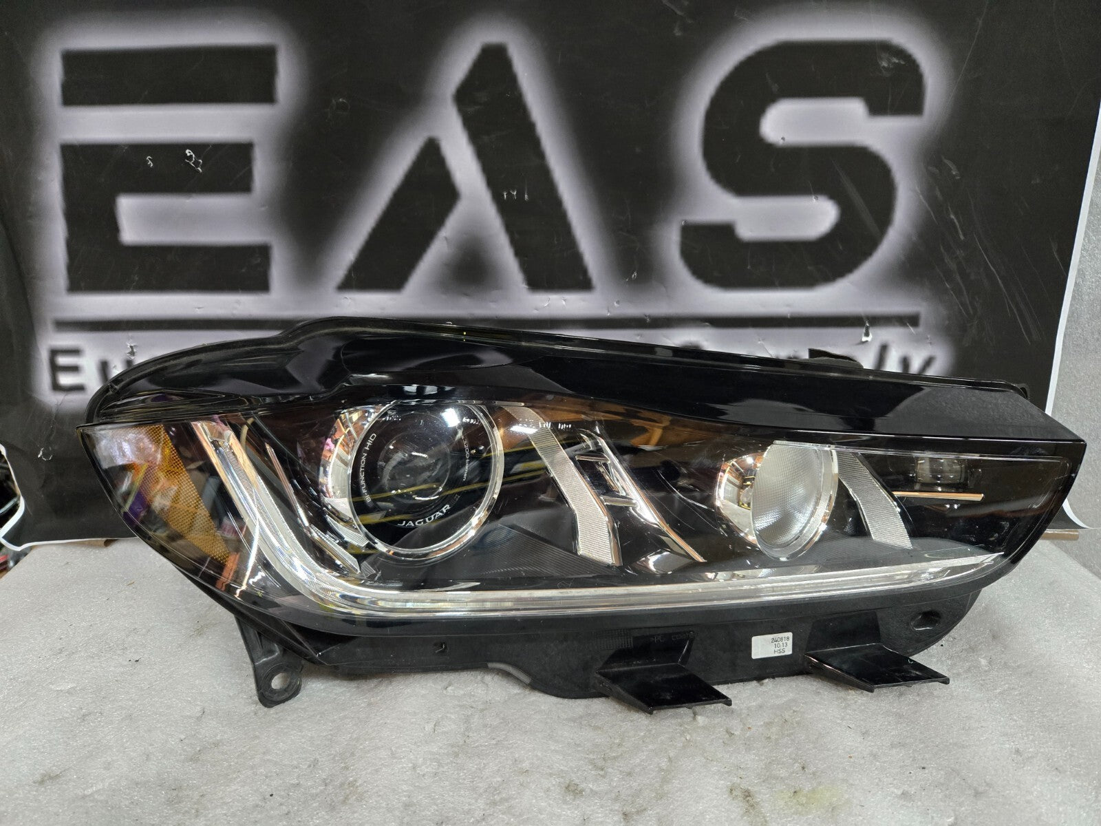 2016-2019 Jaguar XE Headlight Xenon Right Passenger GX73-13W029-CE w/ Modules OE