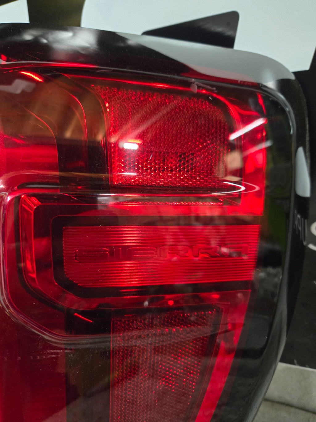 2019-2023 GMC Sierra 1500 Tail Light FULL LED Right Passenger RH OEM 84968741
