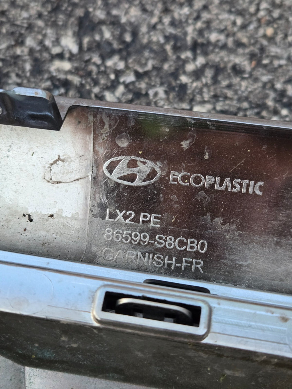2023 2024 HYUNDAI PALISADE GRILLE OEM FRONT CENTER GRILL W/O CAMERA 86599-S8CB0