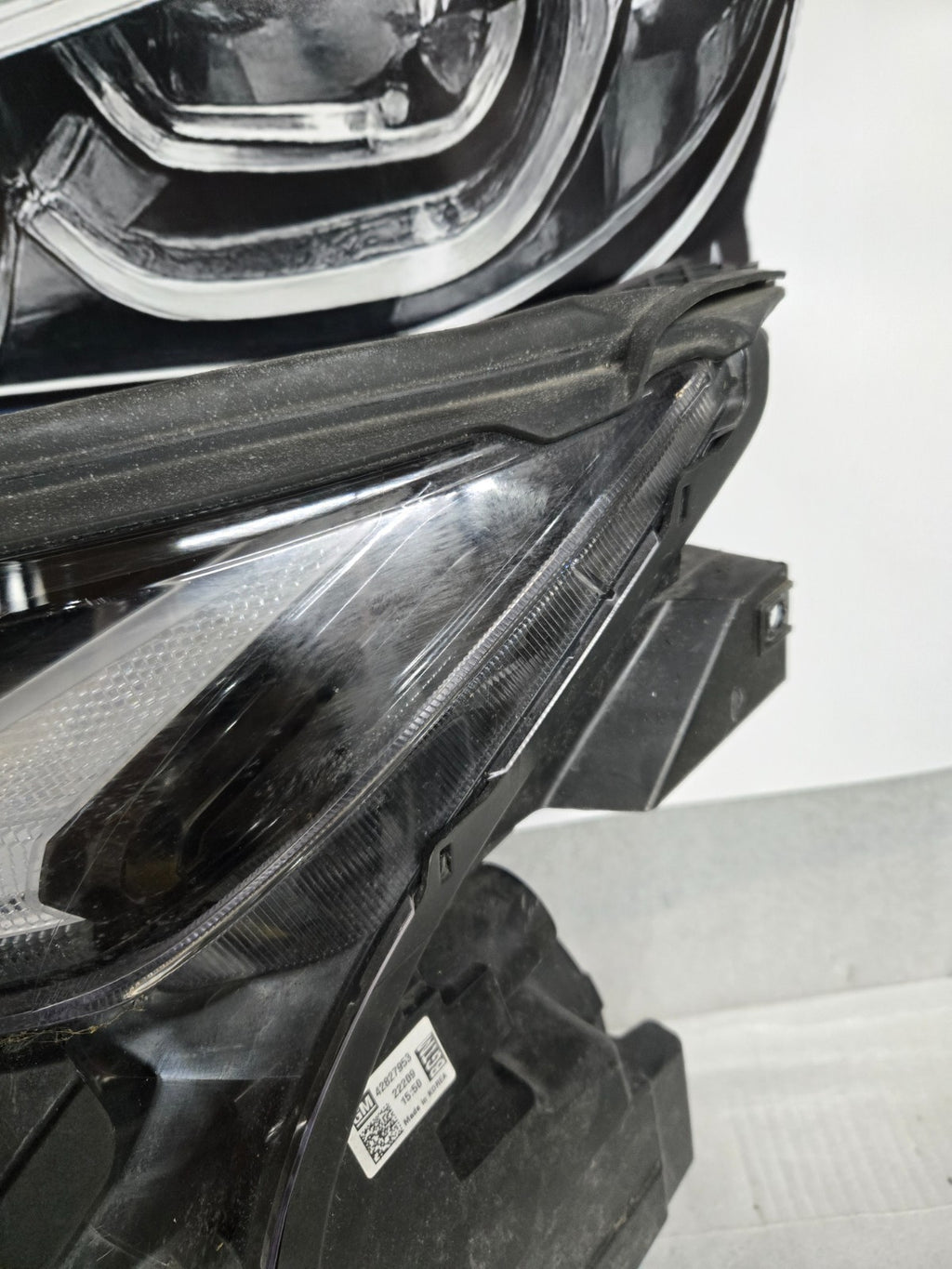 2021 - 2023 Chevrolet Trailblazer Left Halogen/LED Headlight 42827953 OEM