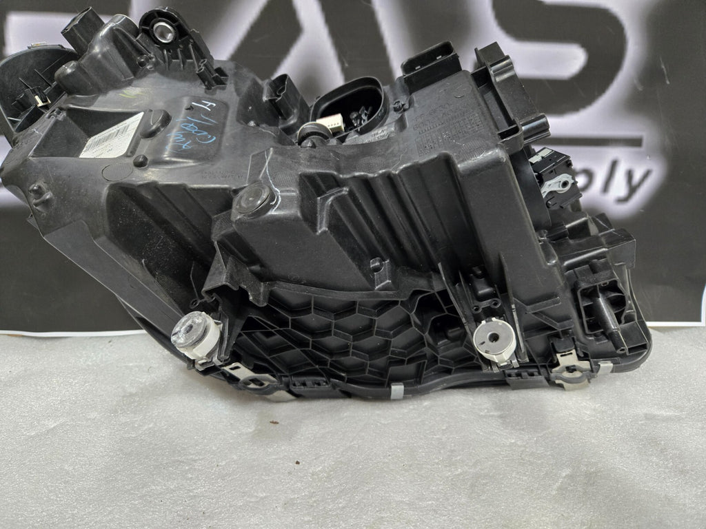 2018-2021 BMW X3 X4 G01 G02 Adaptive LED HEADLIGHT LEFT DRIVERS SIDE OEM 8739657