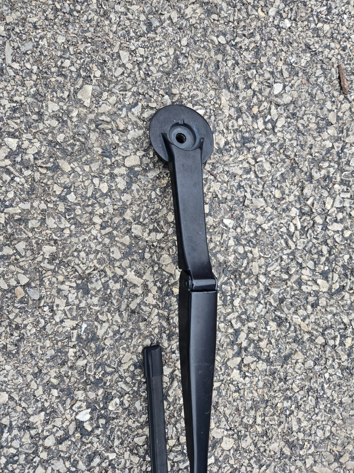 2014-2019 Lamborghini Huracan LP 580-2 Windshield Wiper Arm LH 4T1955407 OEM