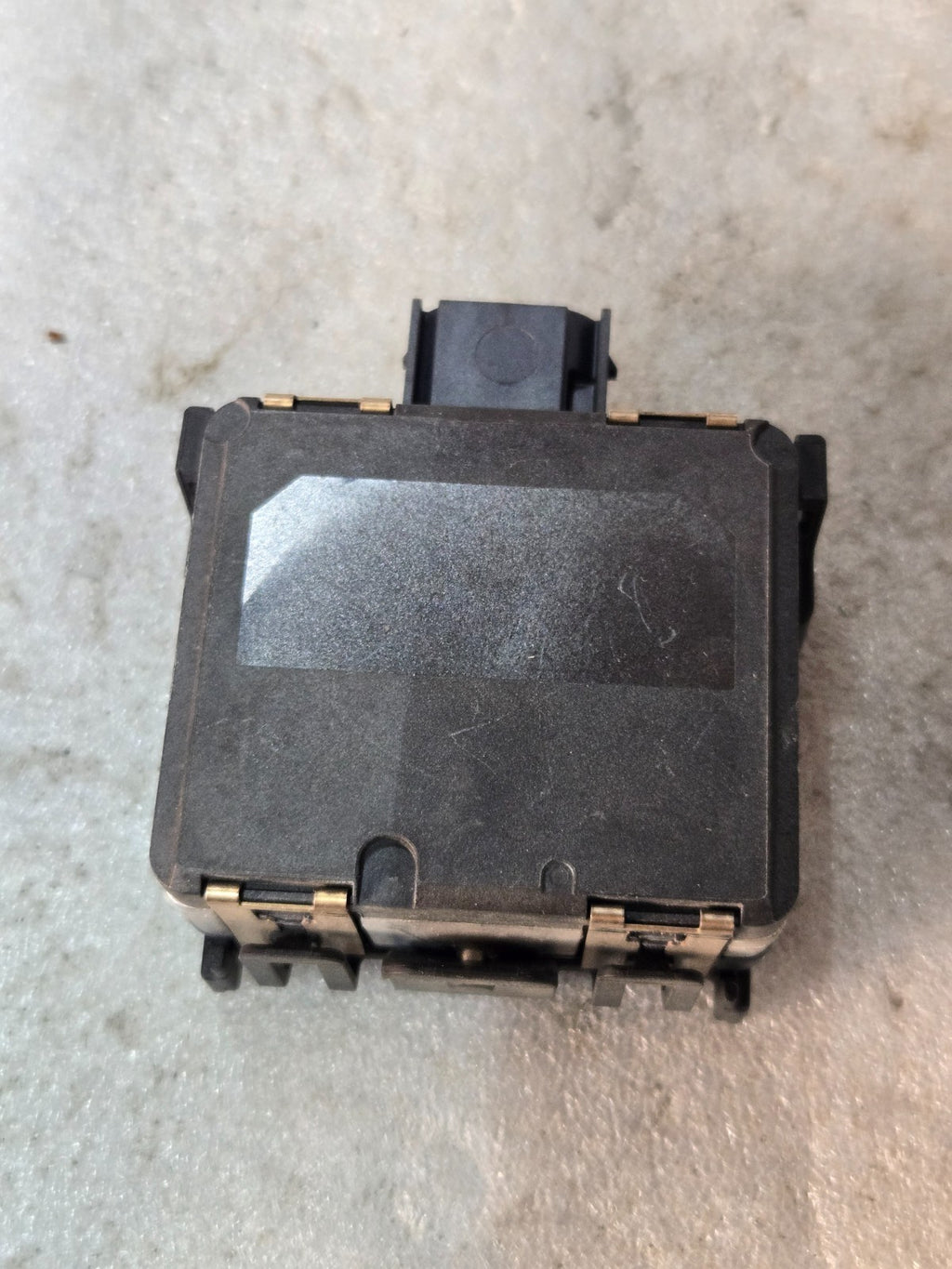 2017-2020 Nissan Pathfinder Cruise Distance Radar Sensor Mod 28438-6KA0A OEM H0
