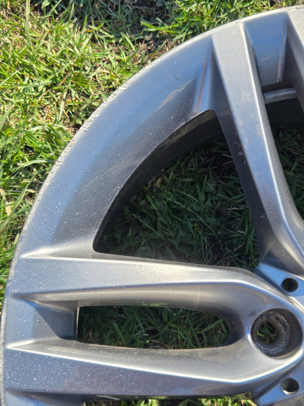 BMW M235i 228i M240i 230i OEM 18" FRONT Wheel 86127 7846784 7852489