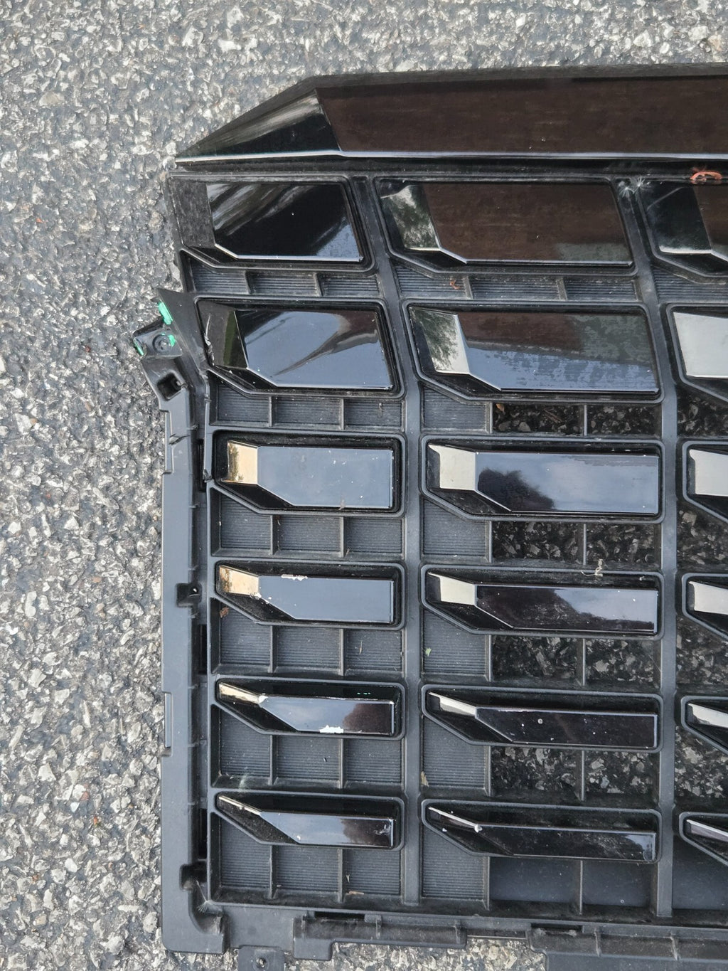 2023 2024 HYUNDAI PALISADE GRILLE OEM FRONT CENTER GRILL W/O CAMERA 86599-S8CB0