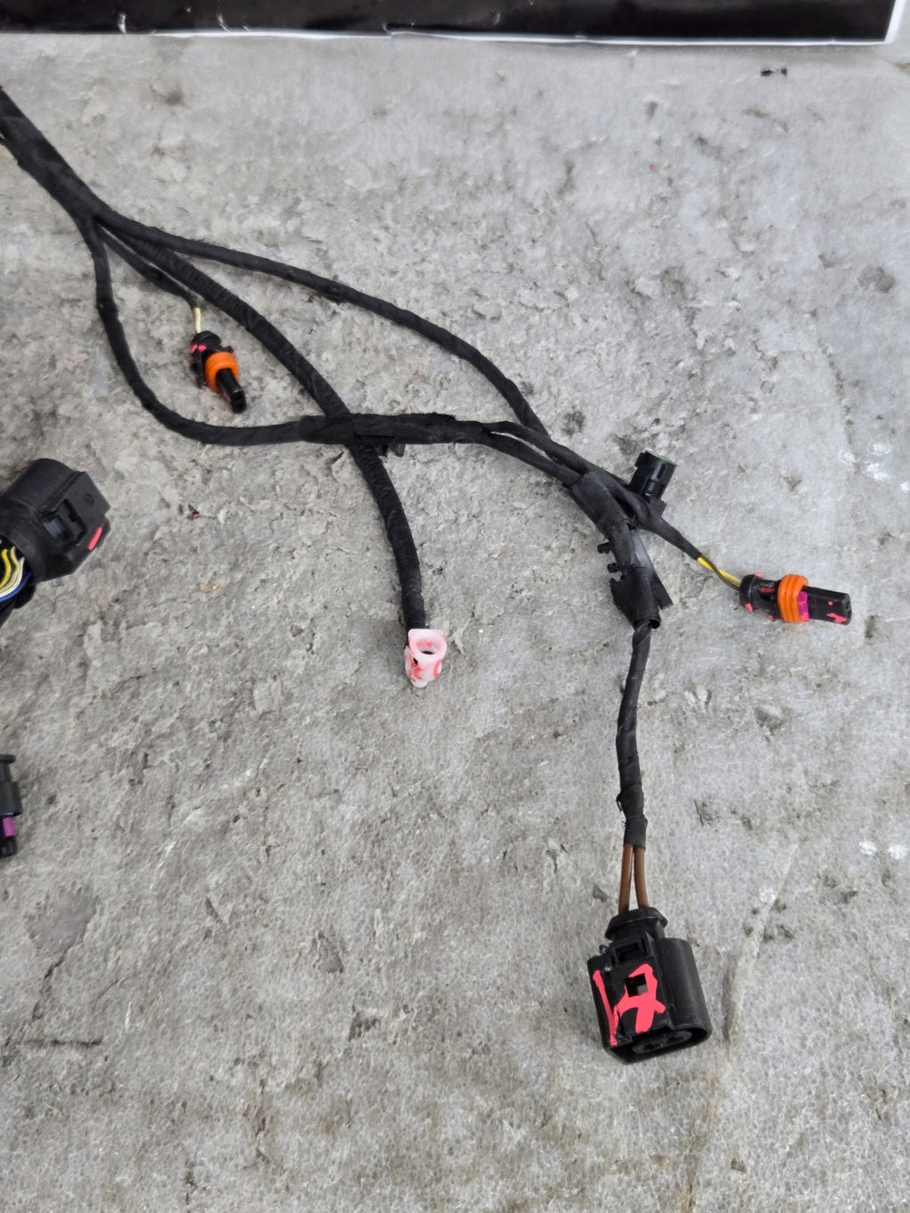 20-22 Bentley Bentayga 2nd Gen BY636-2 Rear Bumper Harness Cable 36A971104CS OEM