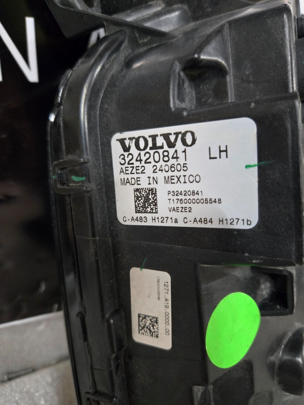2025 2026 VOLVO EX90 Left Driver Side LED Foglight OEM 32420841