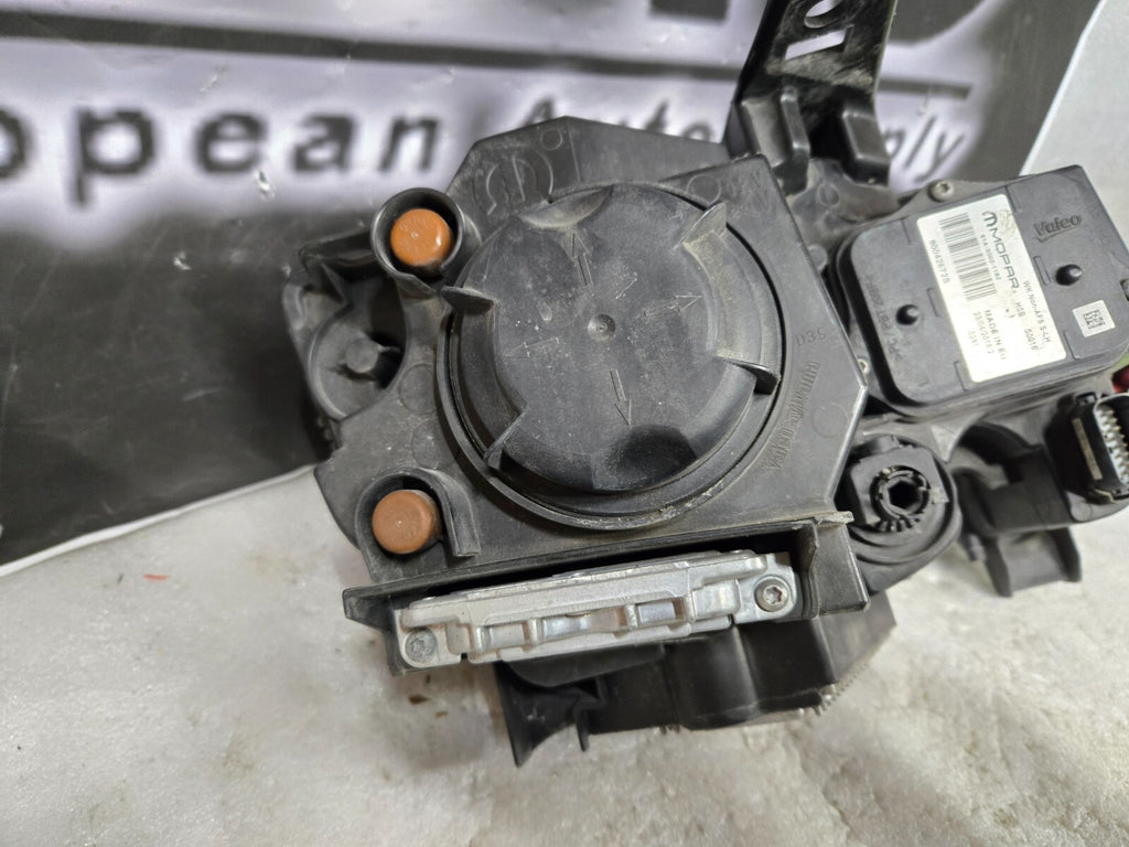 2017-2021 Jeep Grand Cherokee LH Driver Side Left Headlight Lamp 68289237AF OEM