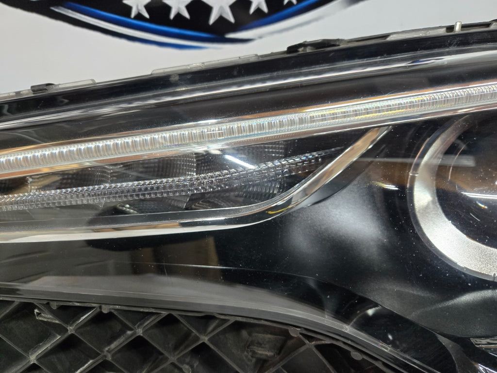 2017-2023 Alfa Romeo Stelvio Front Driver/LH Xenon HID Headlight OEM 50563963
