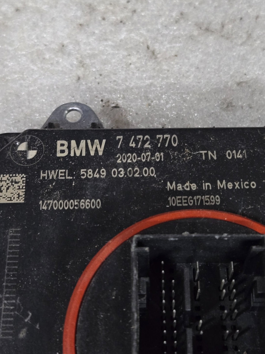 2018 - 2021 BMW X3 G01 FRONT LEFT HEADLIGHT BALLAST CONTROL MODULE OEM 7472770