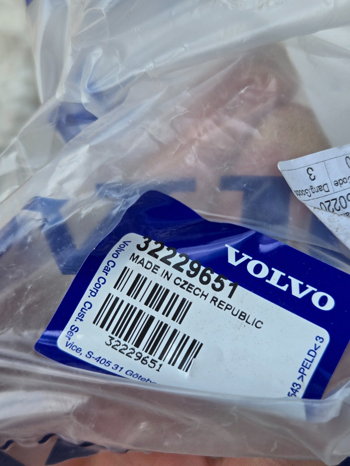 Genuine Volvo 2023-2025 Volvo - Washer Fluid Reservoir 32229651