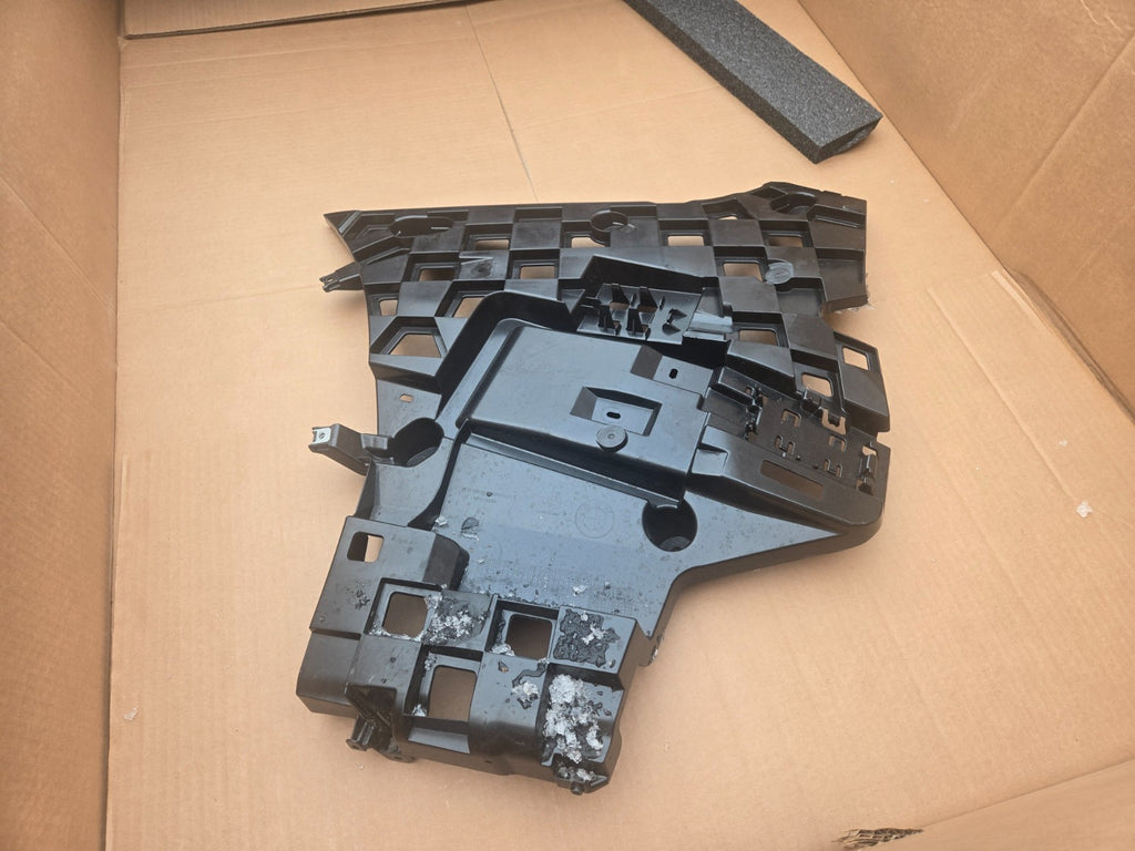 2023-2026 BMW G07 X7 Rear Bumper Left Outer Bracket OEM 51128084141