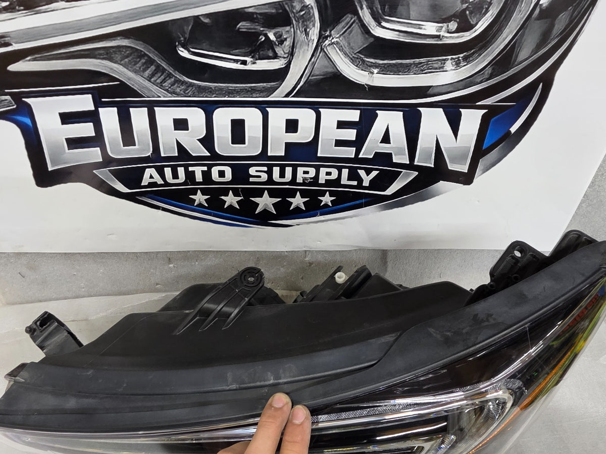 2017-2021 BUICK ENCORE Left LH Driver Headlight Halogen w/ LED OEM 42771350