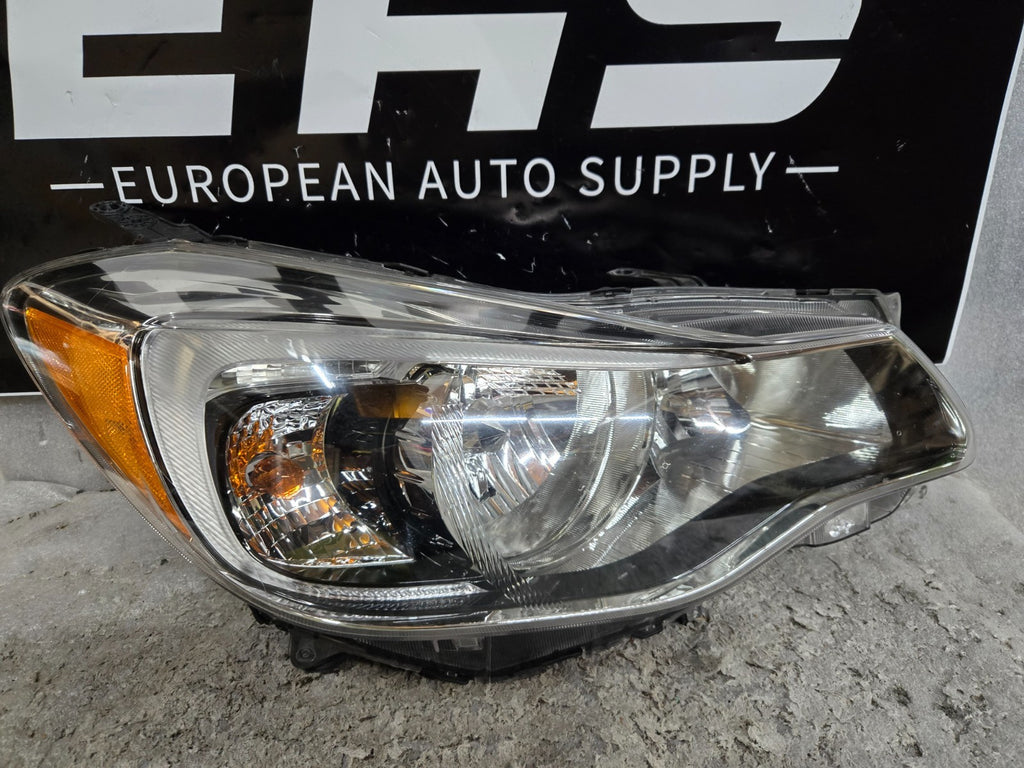 2012-2016 Subaru Crosstrek Halogen Right RH Headlight Assembly OEM 84001FJ320
