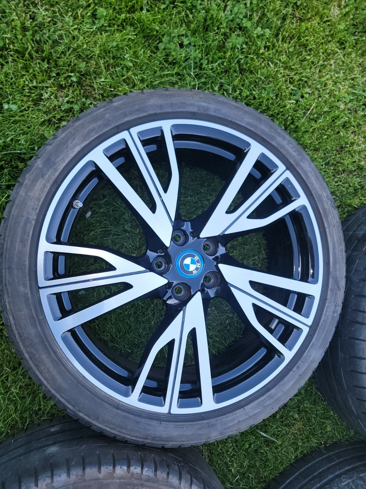 BMW i8 15-18 20 OEM Left or Right  rear ORIGINAL Rims  tpms  8.5J X20 Tire Tpms 