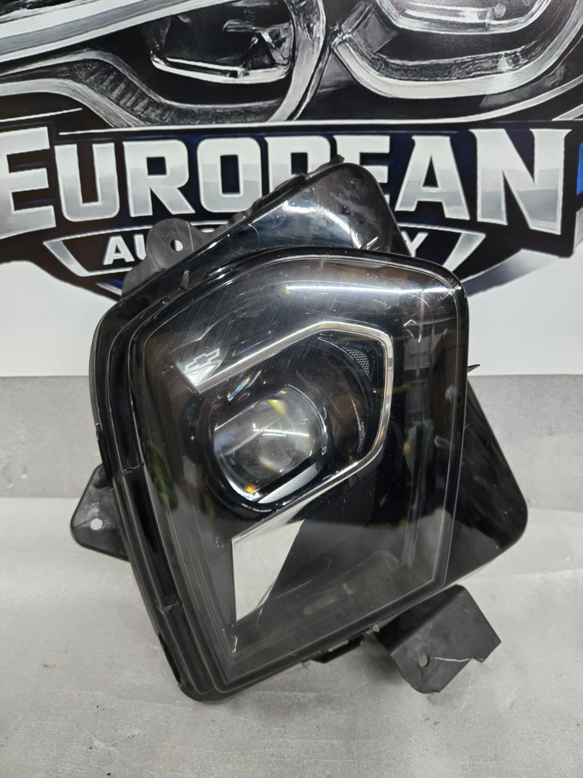 2023 - 2025 CHEVROLET BLAZER FRONT RIGHT SIDE HEADLIGHT LIGHT LAMP OEM 87846089
