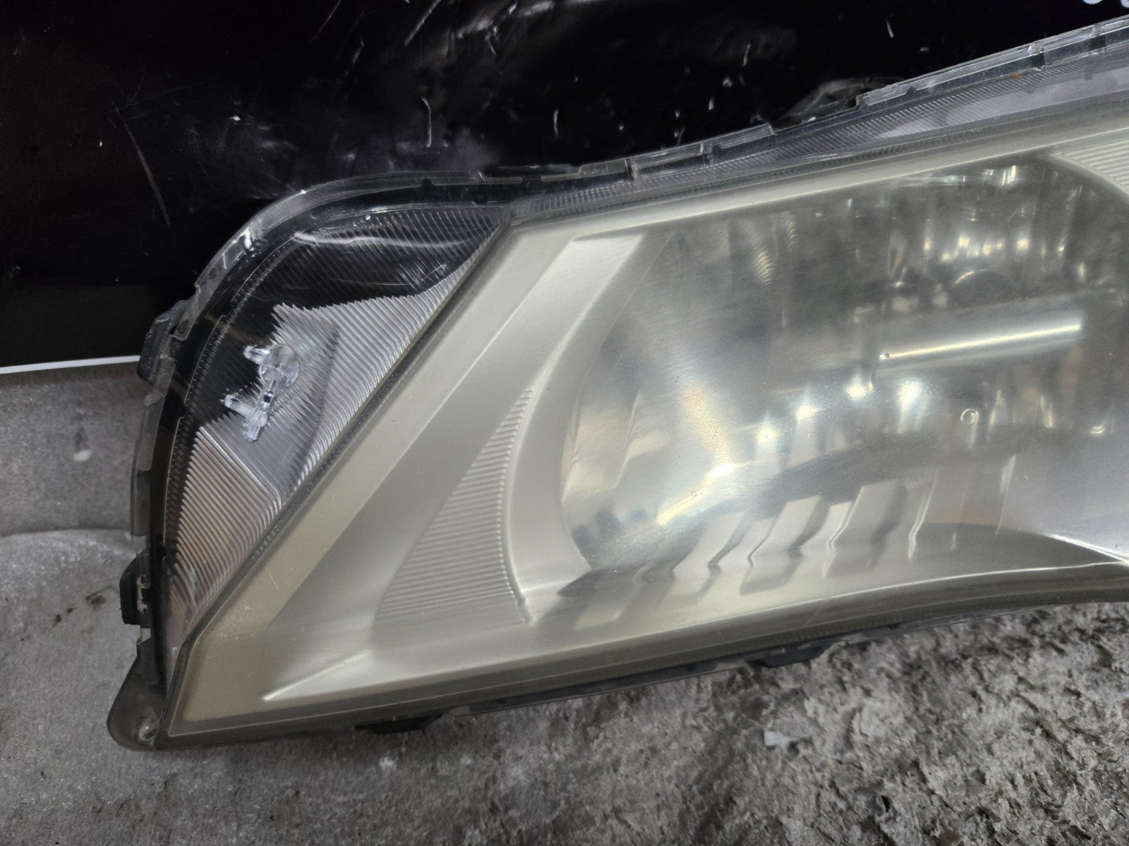 2009 2010 2011 Acura TL Sedan HID Xenon Headlight Left LH Driver Side OEM