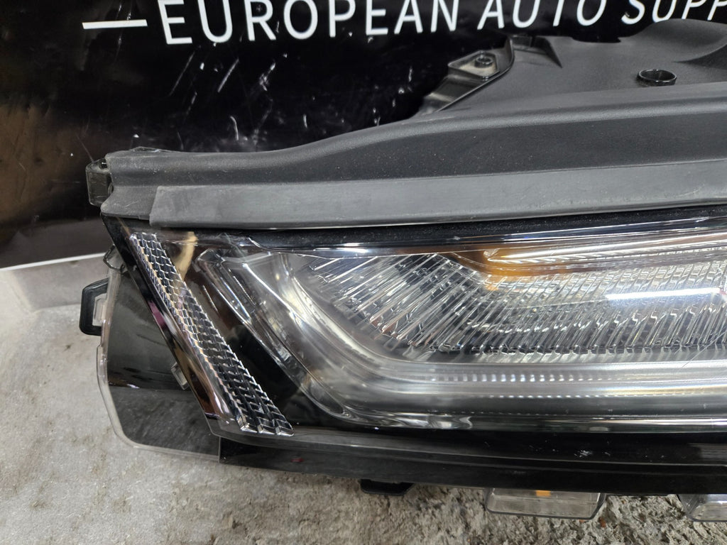2022-2023 Chevrolet Traverse DRL LED Left LH Headlight Assembly OEM 85157669