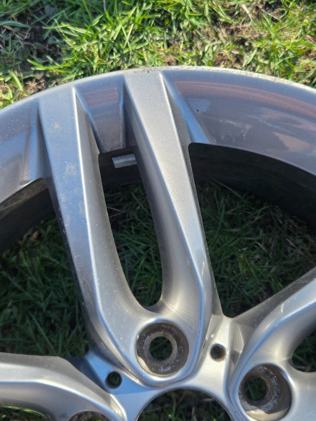 BMW M235i 228i M240i 230i OEM 18" FRONT Wheel 86127 7846784 7852489